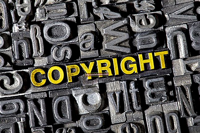 Як захистити авторські права на плакат